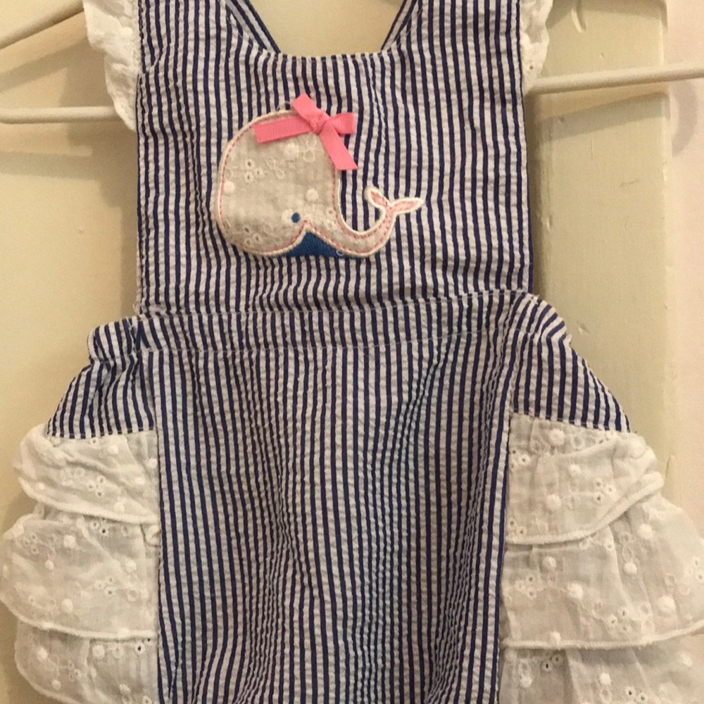 Baby girl whale bubble.